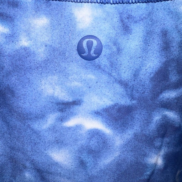 Lululemon Sun Shelter RashGuard Blue NWOT XL - Picture 2 of 3